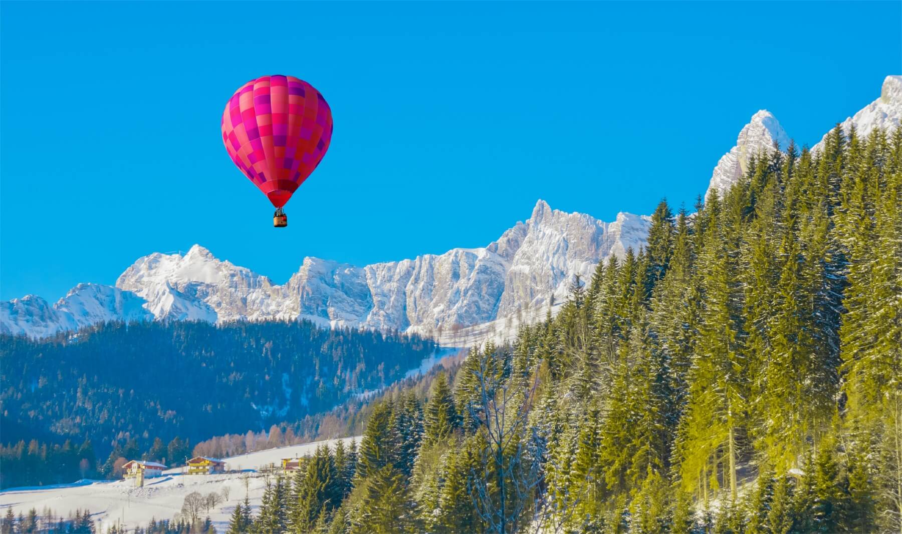 Ballonfahrten über den Alpen