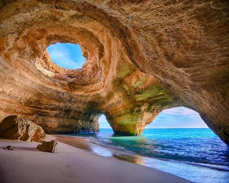 Benagil Grotte an der Algarve in Portugal