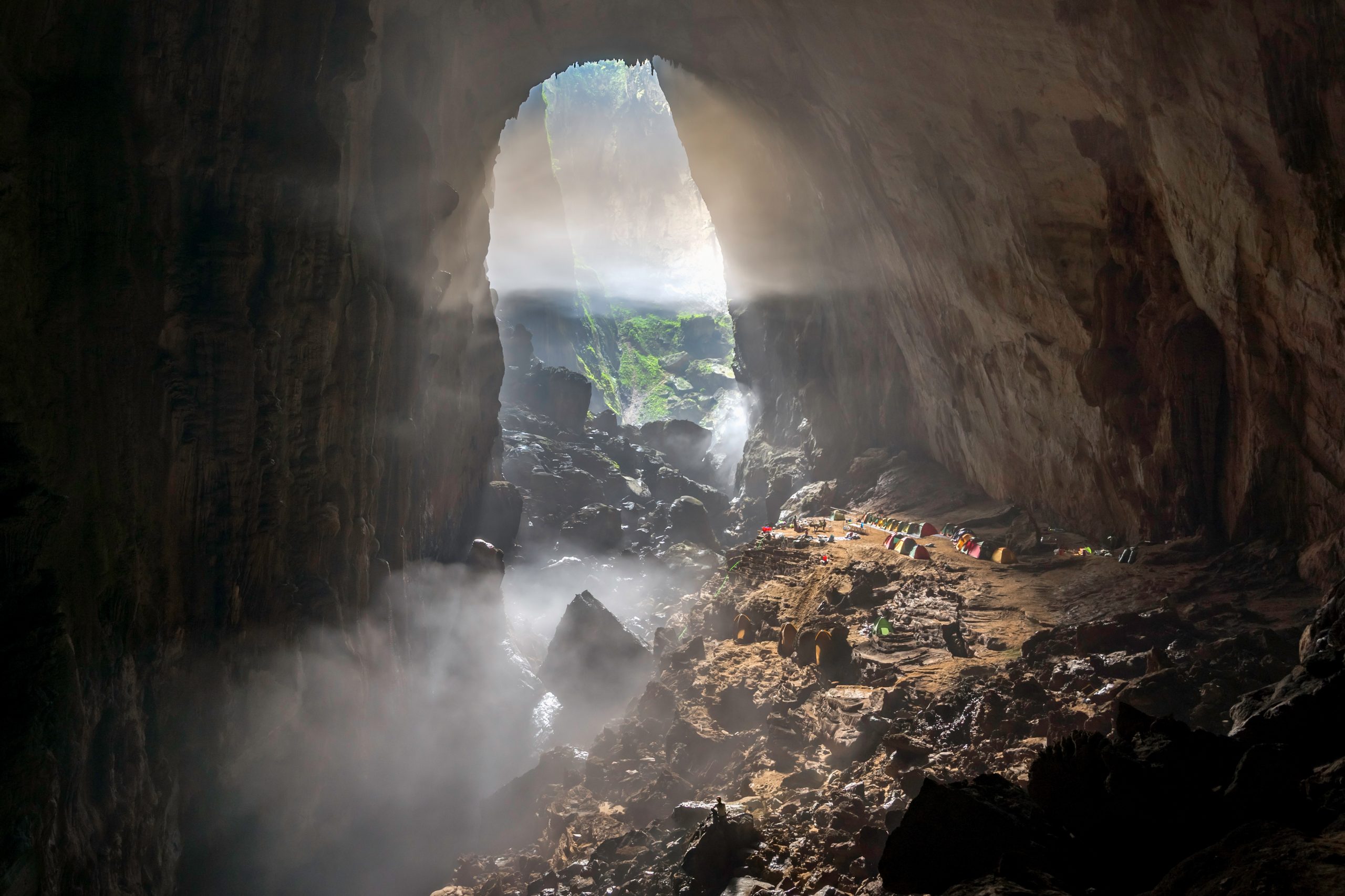 Abenteuercamp in der größten Höhle der Welt - Hang Son Doong in Vietnam